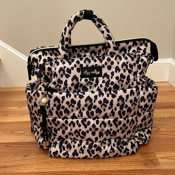 Itsy Ritzy Dream Convertible Diaper Bag